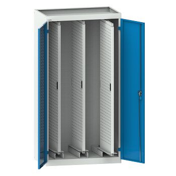 Vertikalauszugschrank, Key Lock m. Flügelt., 3 Auszüge mit Lochwand